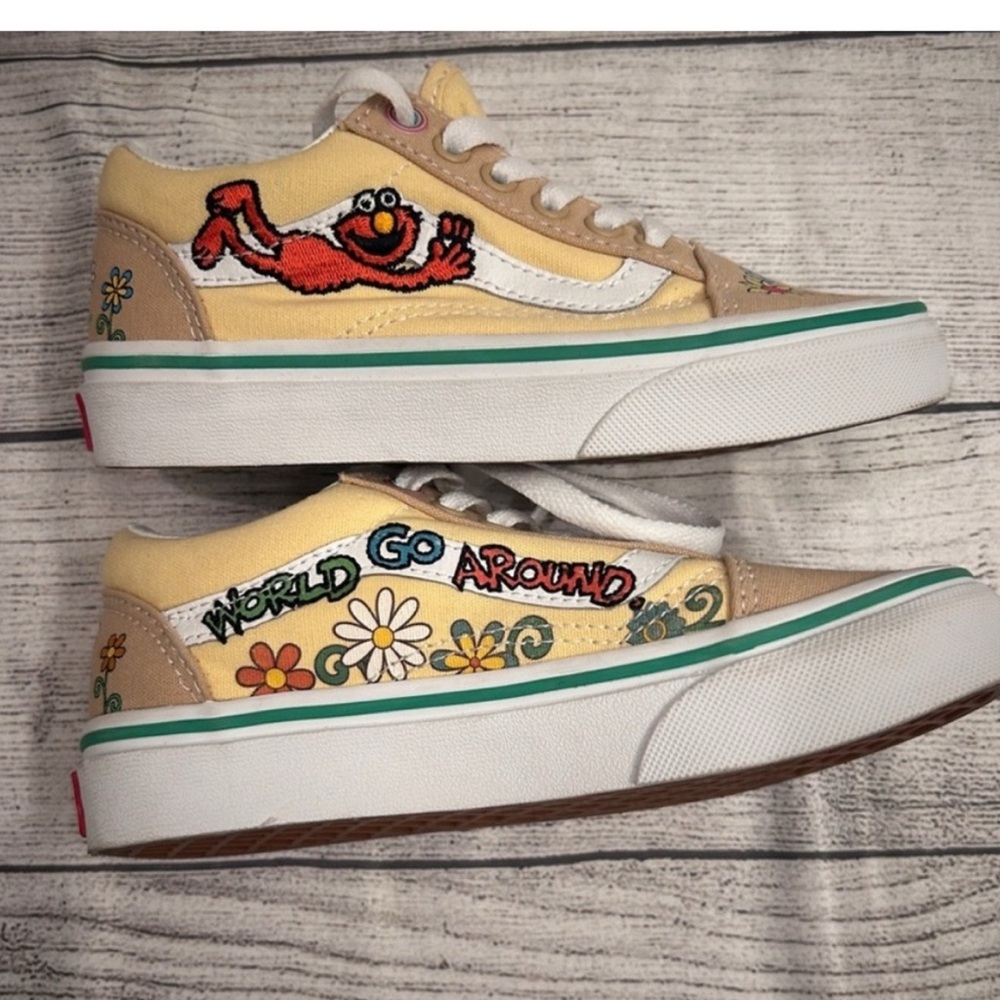 Sesame Street Elmo Vans size 13 little girls - Picture 3 of 10